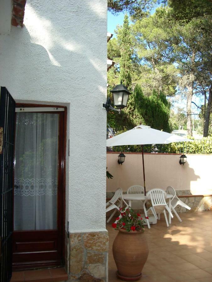 Habitación en Tamariu Exterior foto